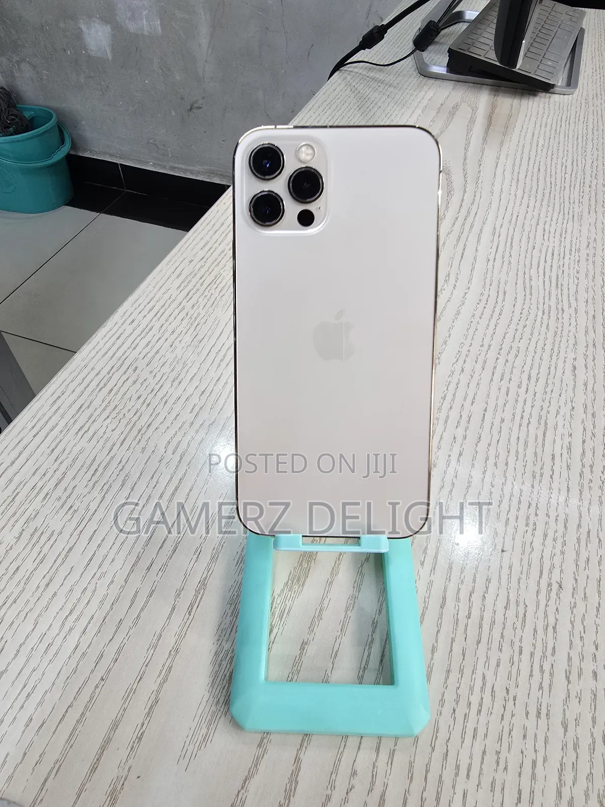 Apple iPhone 12 Pro 256 GB Gold