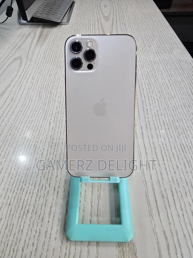 Apple iPhone 12 Pro 256 GB Gold - thumbnail 2