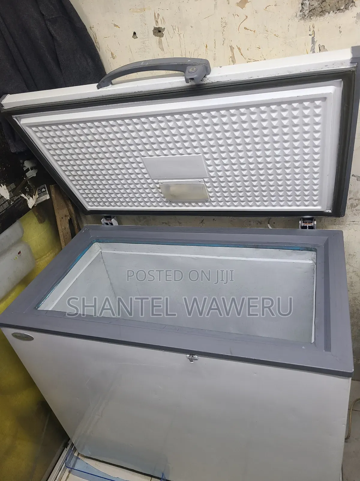 Westpoint Deep Freezer 290litres