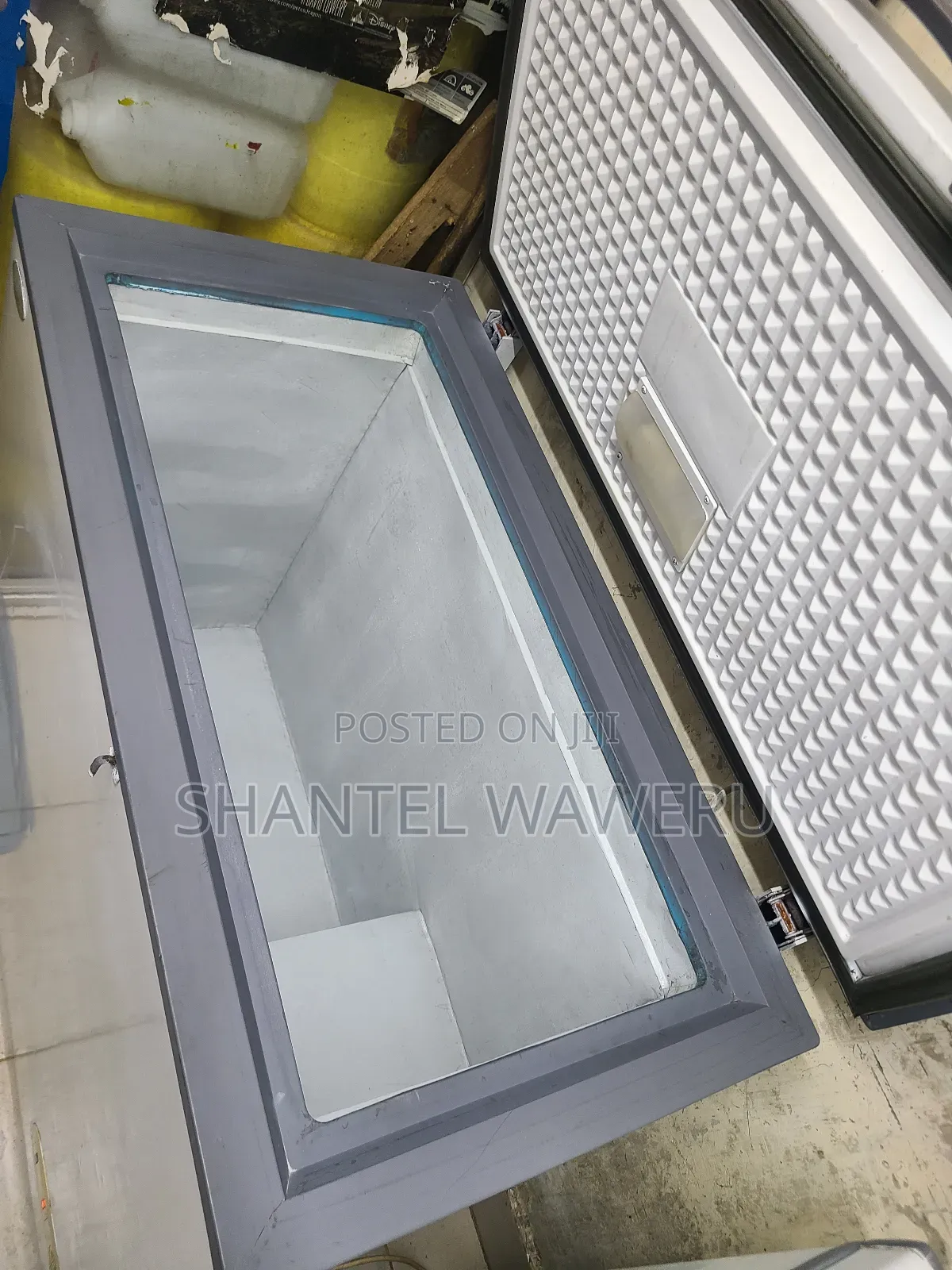 Westpoint Deep Freezer 290litres