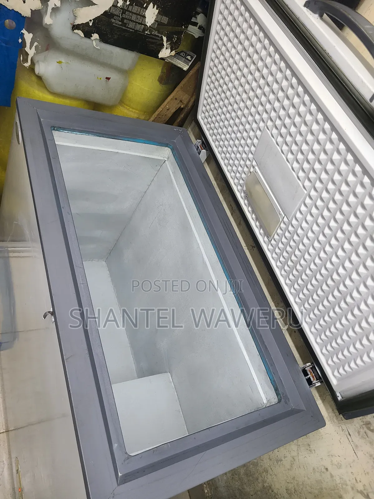 Westpoint Deep Freezer 290litres