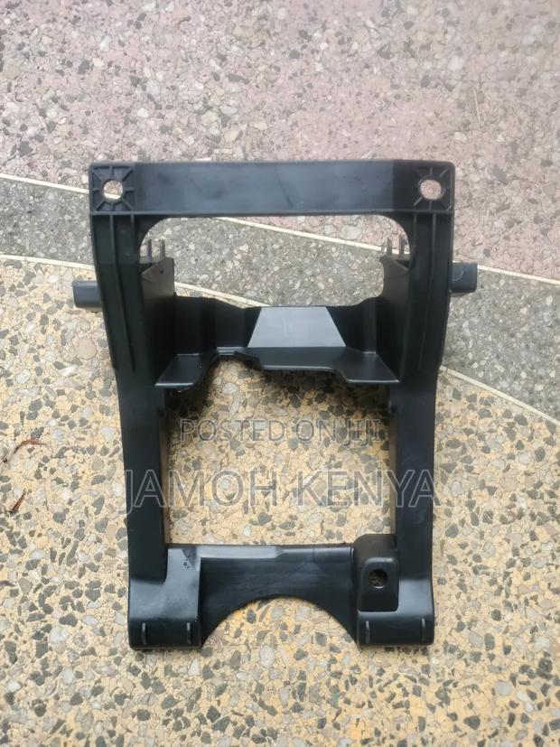 Honda Vezel 2014-215-2016 Grill Bracket