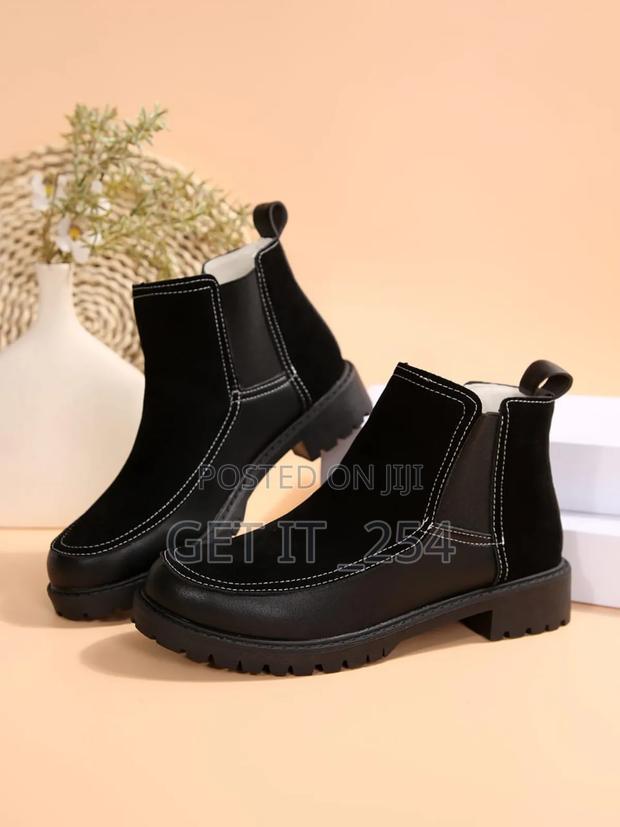 Low Heel Ankle Suede Boots 
Sizes 37-40 - thumbnail 3