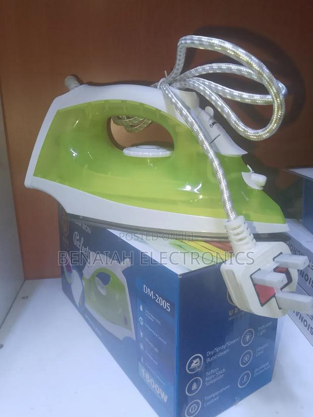 Light Steam Iron Box
