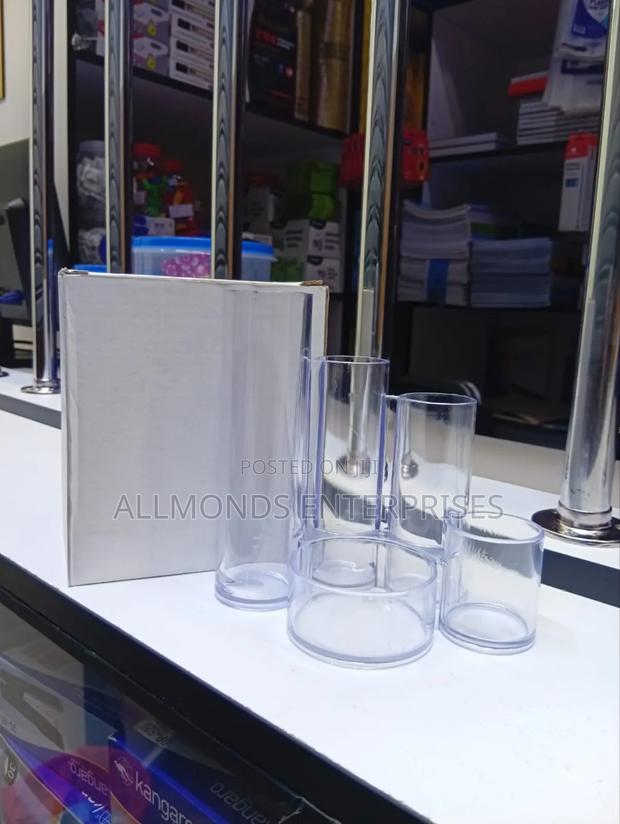 Pen Holder- Plastic - main view