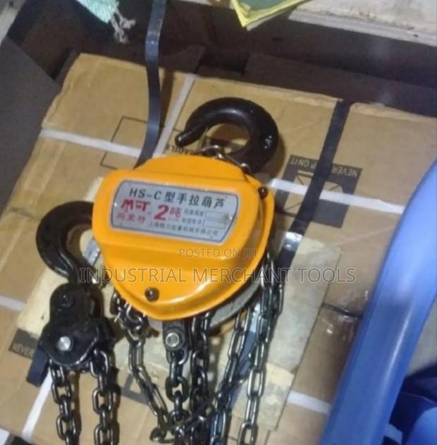 Amazing 2tonne Block Chain - main view