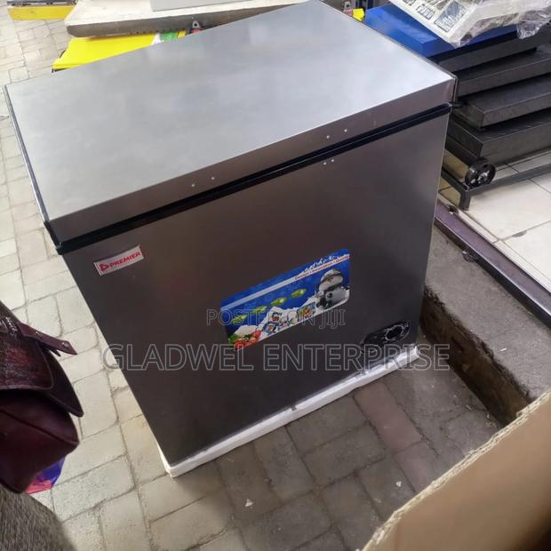 Premier Deep Freezer/150lts Deep Freezer