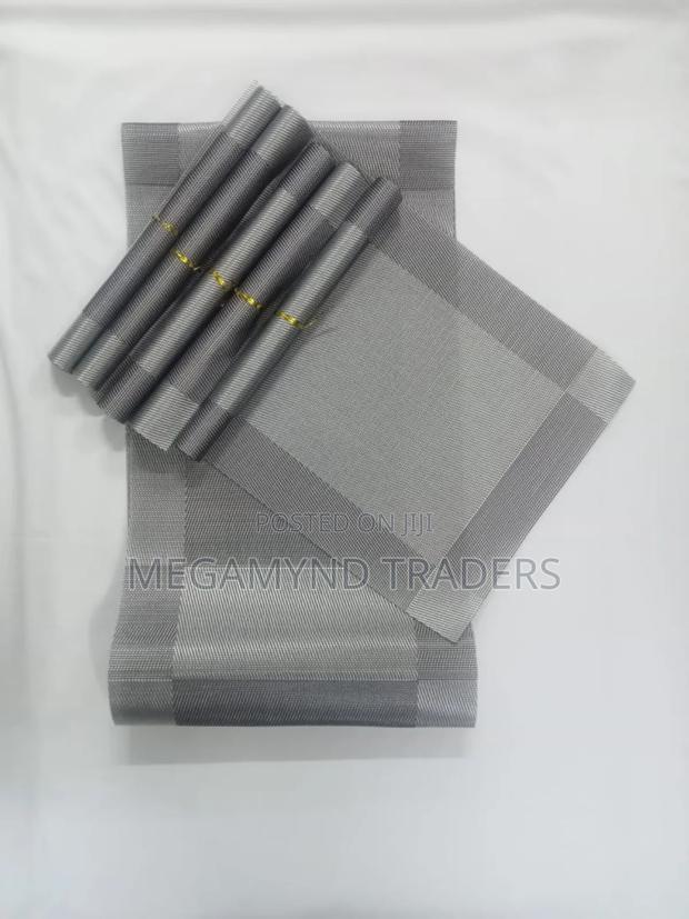 Table Mats and Runner/6pc Table Mats + 1pc Runner - thumbnail 7