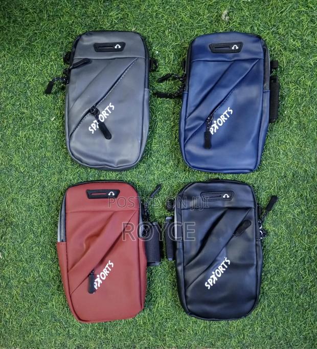 Sports Arm Phone Band - main view