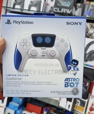 Ps5 Dualsense Controller Astro Bot Limited Edition - thumbnail 2