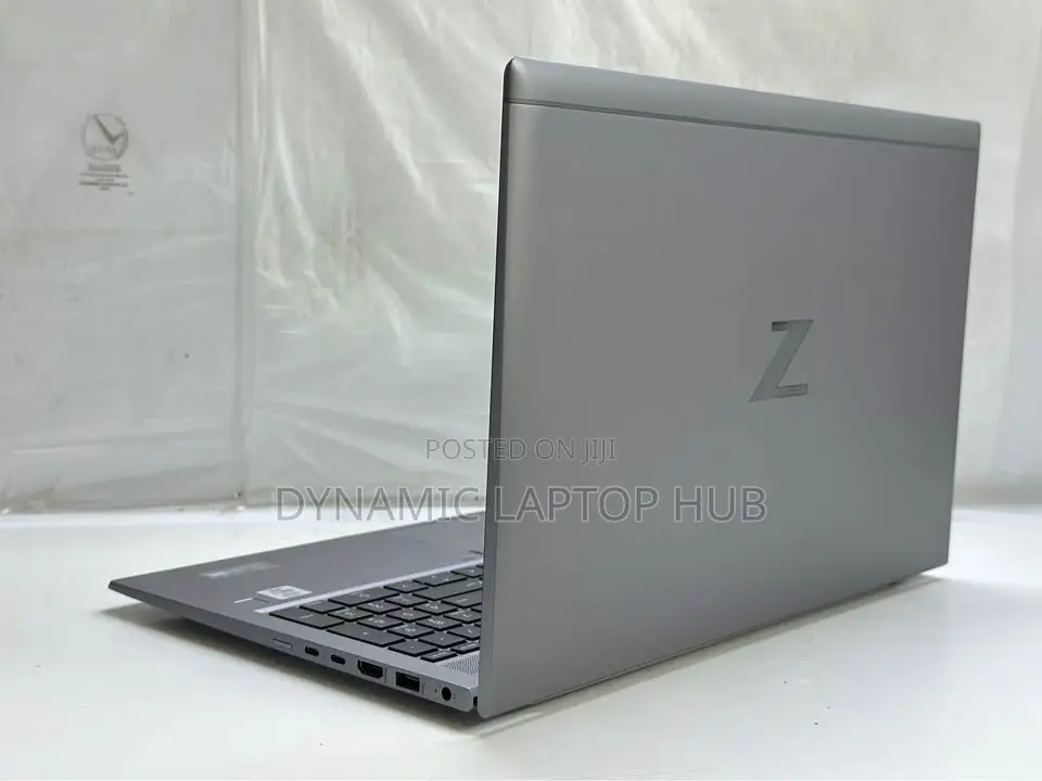 Laptop HP ZBook Firefly 14 G7 16GB Intel Core i7 SSD 512GB