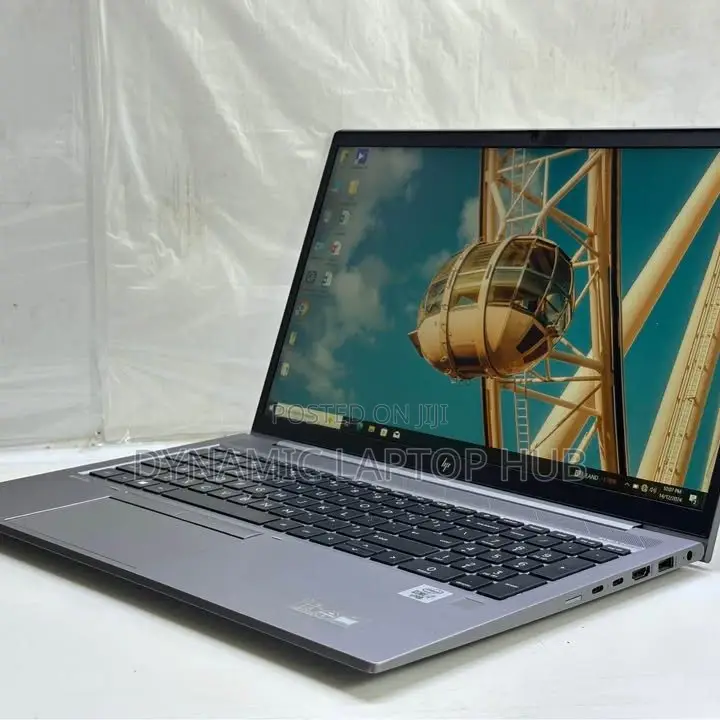 Laptop HP ZBook Firefly 14 G7 16GB Intel Core i7 SSD 512GB