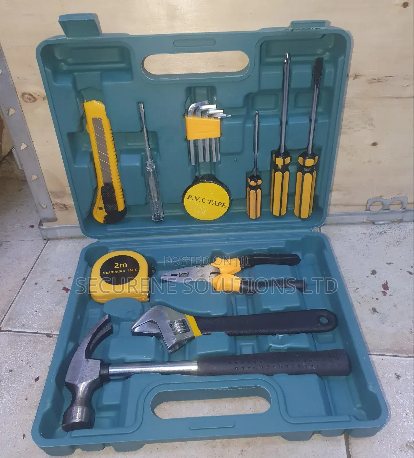 12-Piece Hand Tool Set