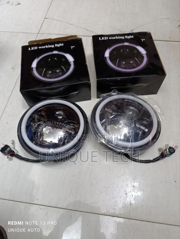 Universal 7" Headlight With Indicator Park Light