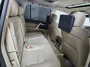 Toyota Land Cruiser 2018 Black