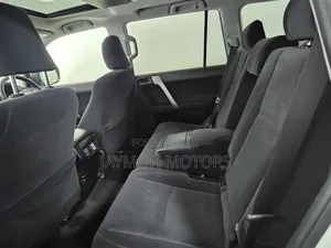 Toyota Land Cruiser Prado 2018 White
