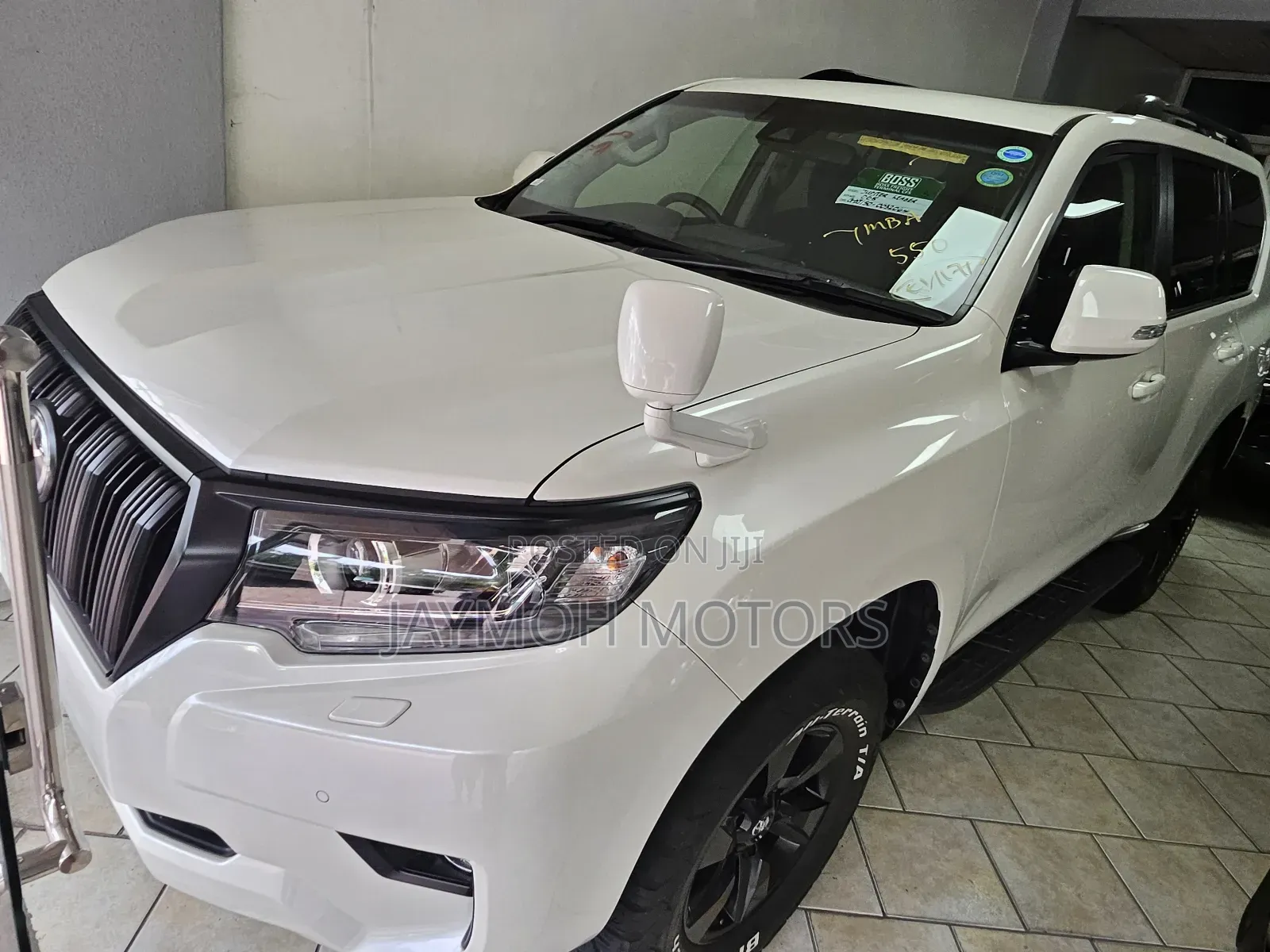 Toyota Land Cruiser Prado 2018 White