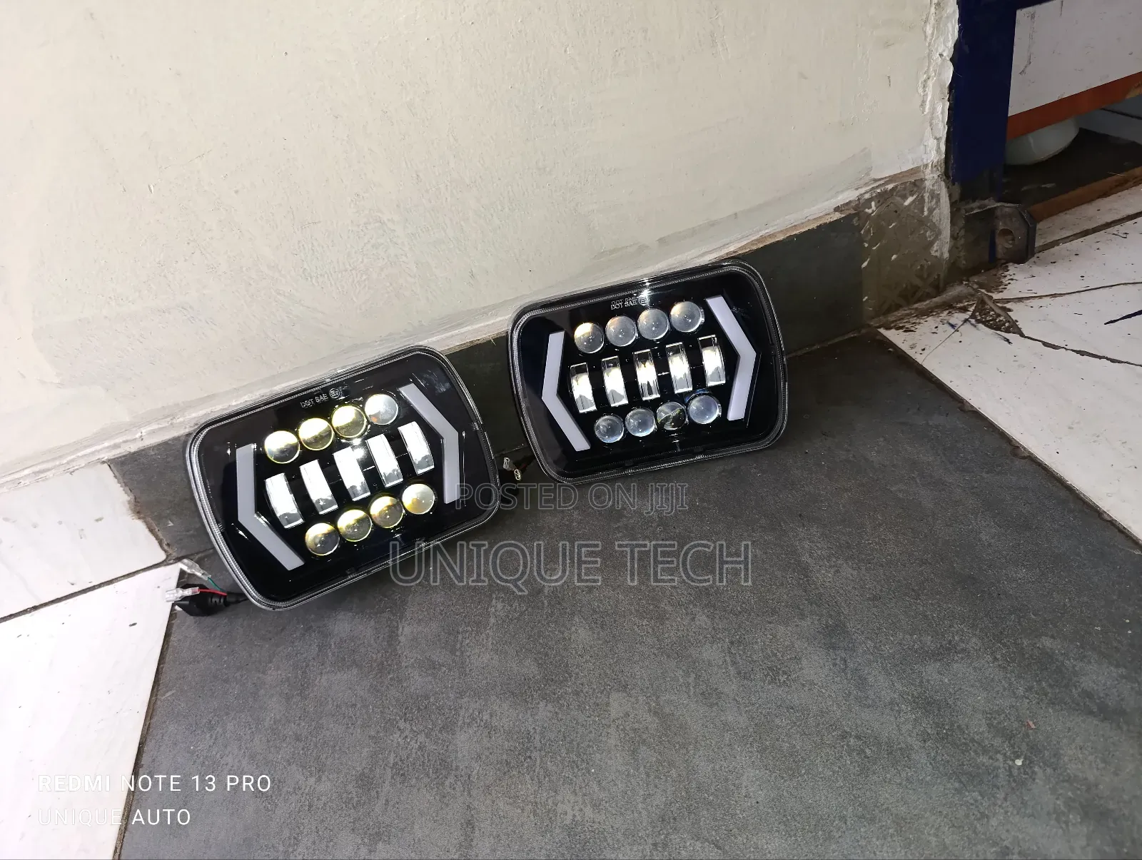 Universal 7×5" Headlights With Indicator Parking Lights