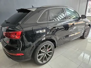 Audi Q3 2019 Black