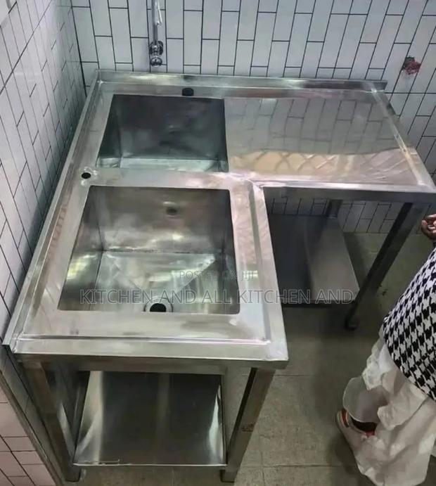 Modern Design L-Sink Available
