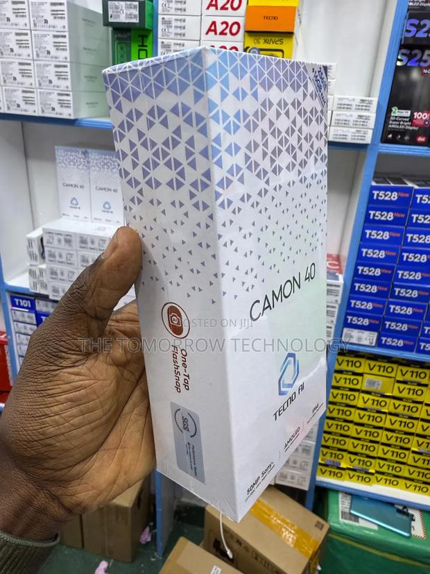 New Tecno Camon 40 256 GB - thumbnail 3