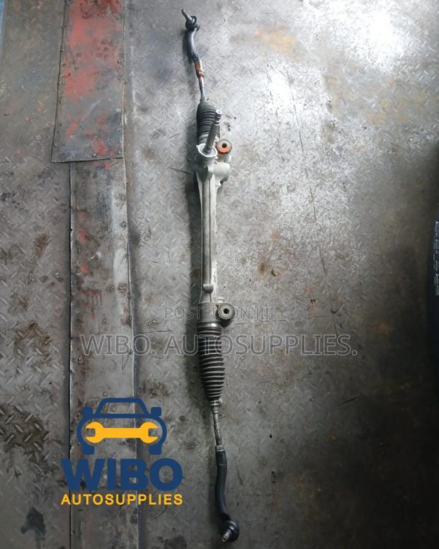 Toyota Vitz Jewela Steering Rack.