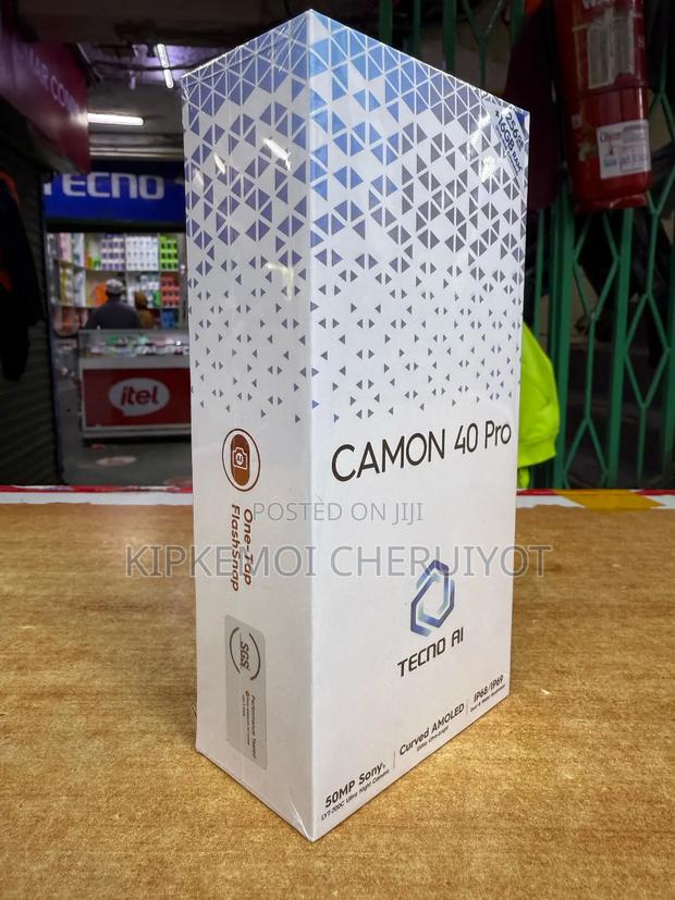 New Tecno Camon 40 Pro 4G 256 GB Black - thumbnail 2