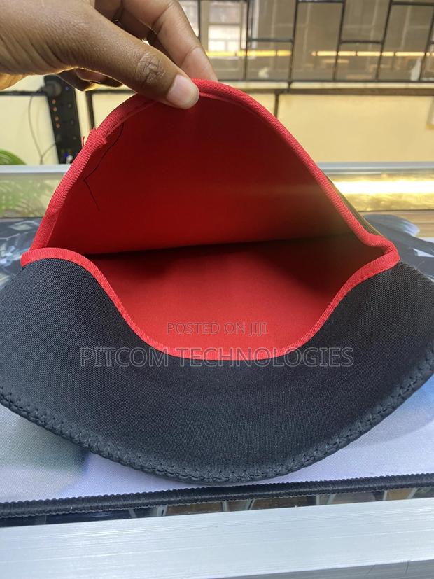 Laptop Sleeve - thumbnail 2