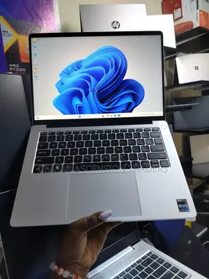 Laptop 16GB Intel Core I7 SSD 512GB
