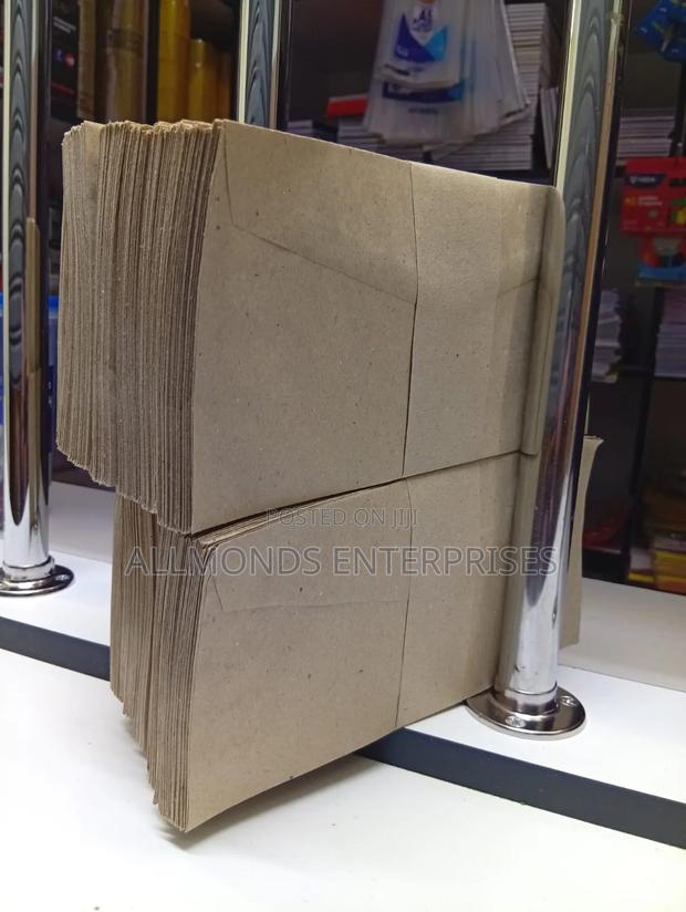 A Packet Of Dl Size Plain Brown Envelopes-25pieces - thumbnail 3