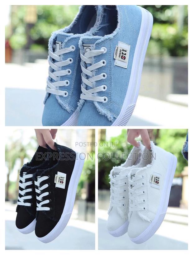 Classy Ladies Canvas Shoes