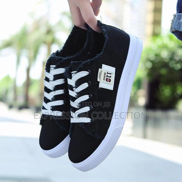 Classy Ladies Canvas Shoes - thumbnail 2