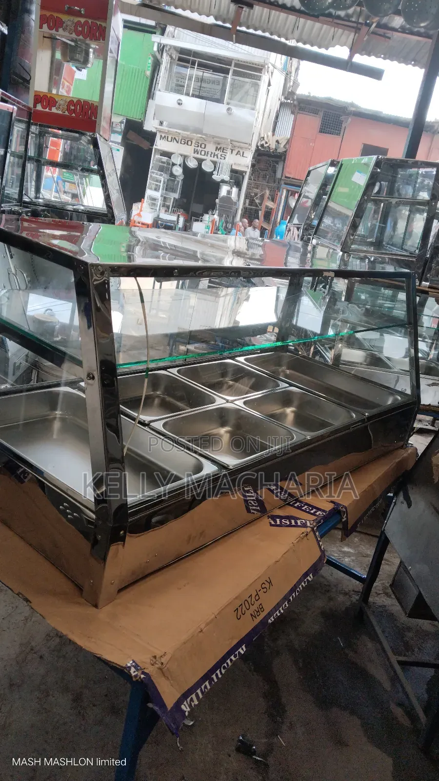 Commercial Sizes Food Warmers and Display/48