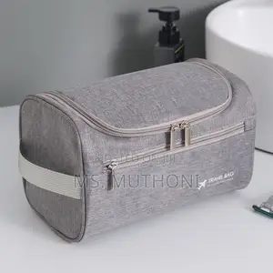 Travel Toiletry Bag for Hanging Men and Women Cosmetic Bag*