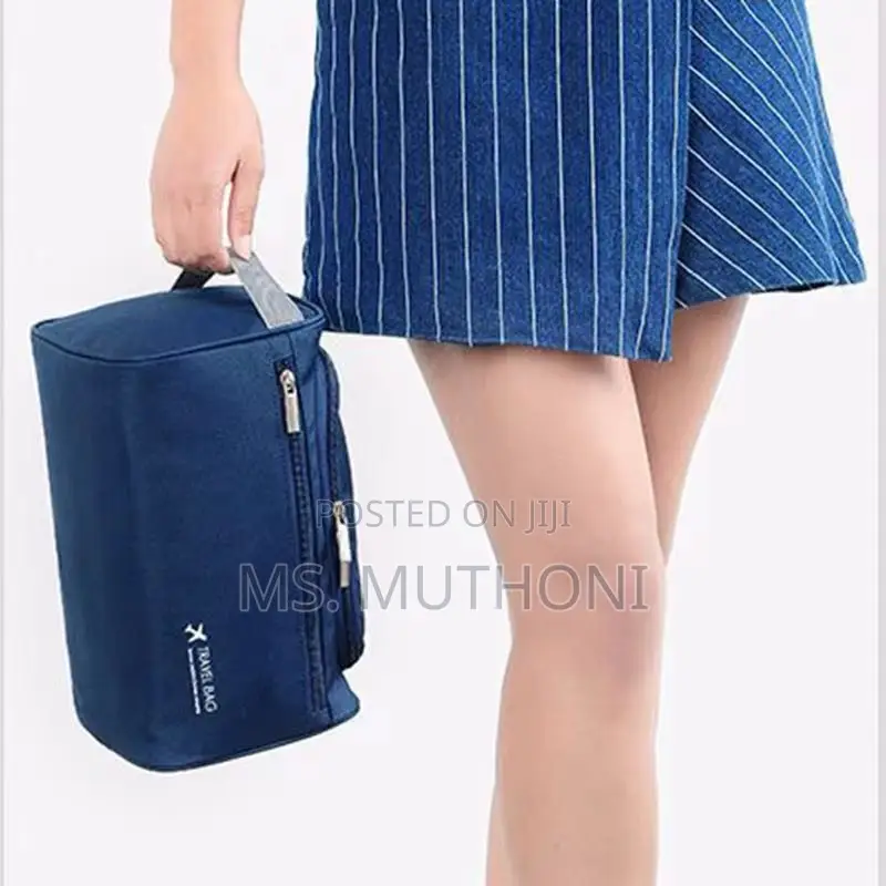 Travel Toiletry Bag for Hanging Men and Women Cosmetic Bag*