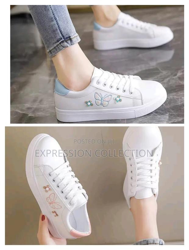White Casual Sport Shies