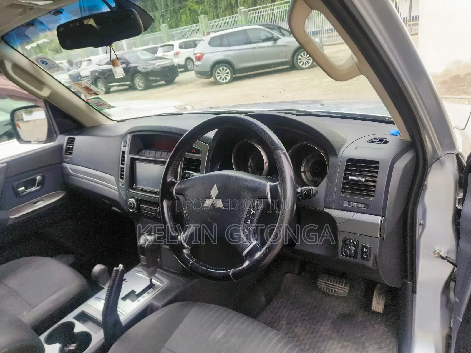 Mitsubishi Pajero 2016 Silver