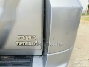 Mitsubishi Pajero 2016 Silver