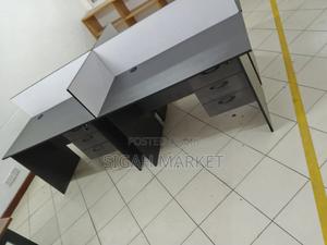 Four Way Working Station - main view