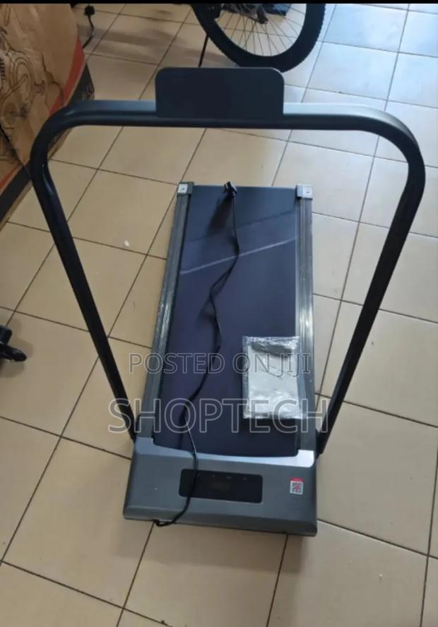 Polaris Foldable Walking Pad
(Mini Treadmill)