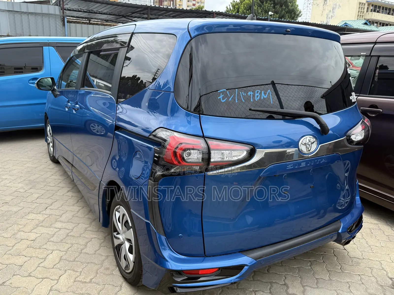 Toyota Sienta 1.5 FWD 2019 Blue
