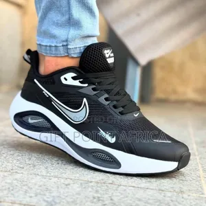 Black Nike Air Max Zoom Sneakers