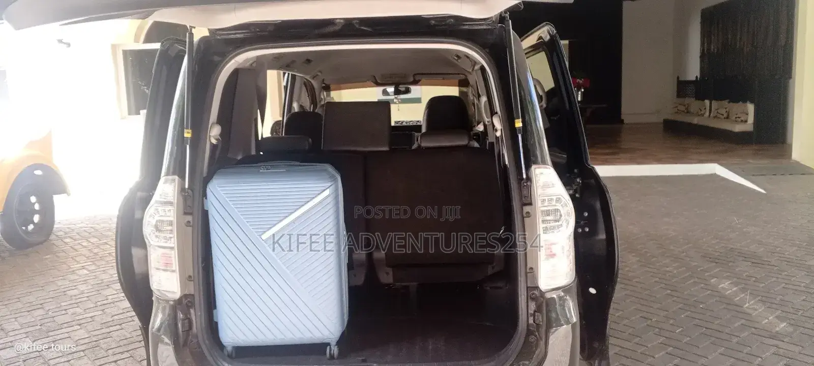 Chauffered/Self Drive Car Rental And Coastal Excursions