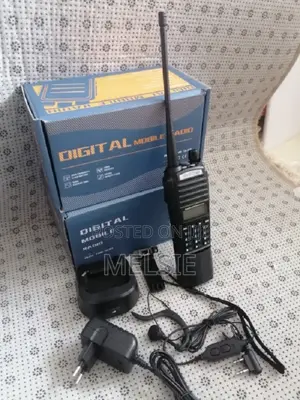 Baofeng Uv-82 Dual Band Walkie Talkie With 3500mah Battery
