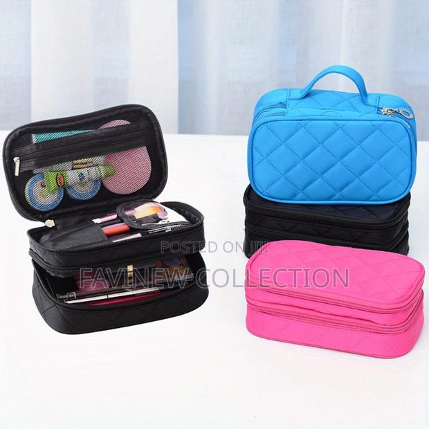 Waterproof Double Layer Cosmetic Storage Bag/Makeup Bag - thumbnail 2