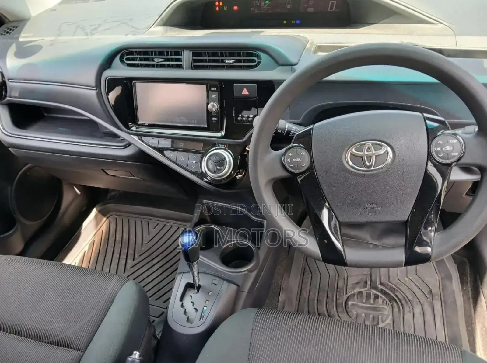 Toyota Aqua 2018 Black