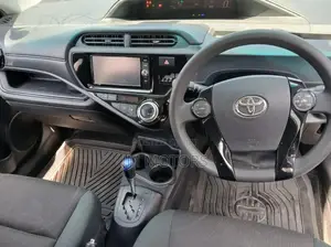 Toyota Aqua 2018 Black