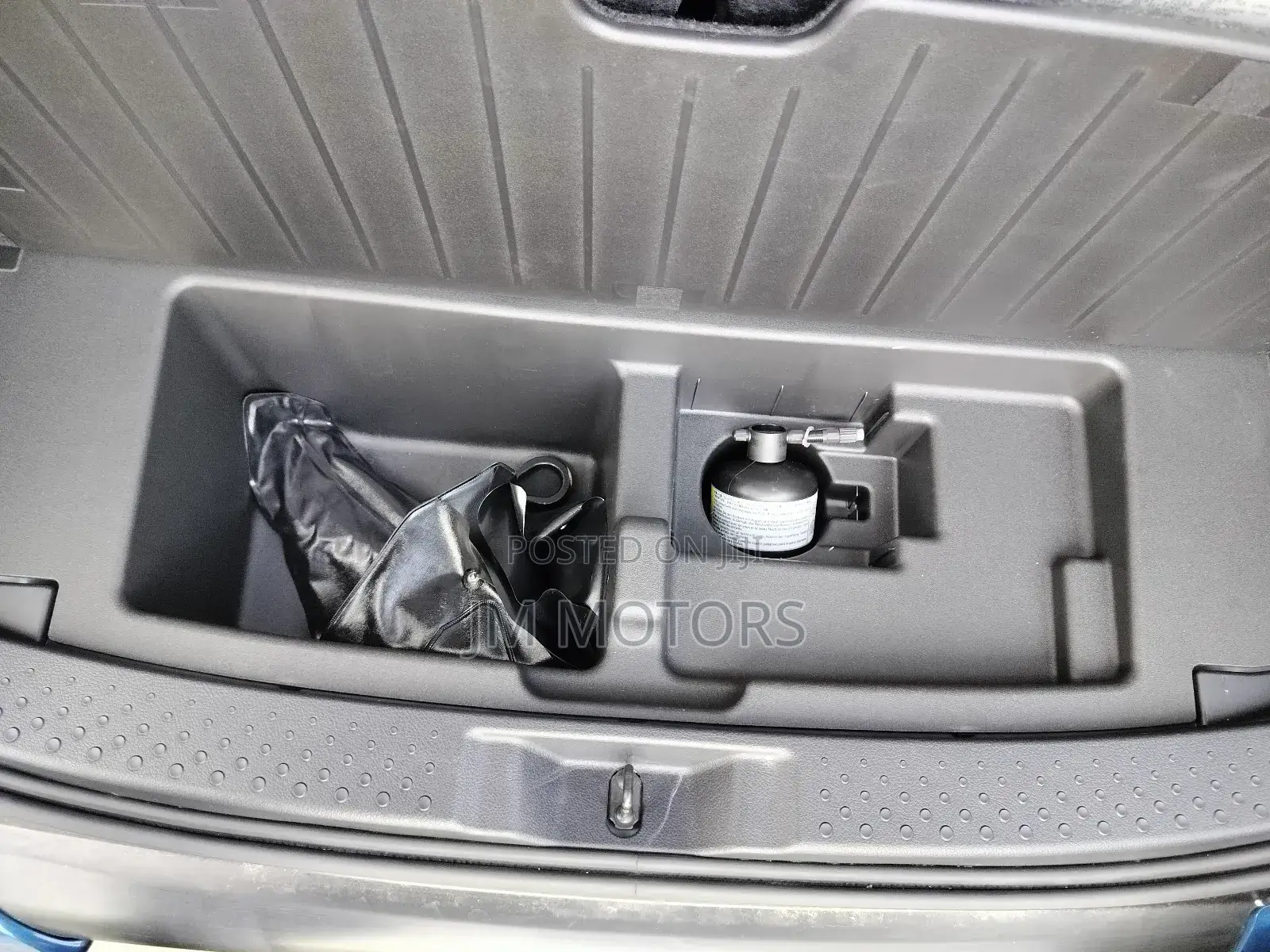 Toyota Sienta 1.5 FWD 2019 Blue