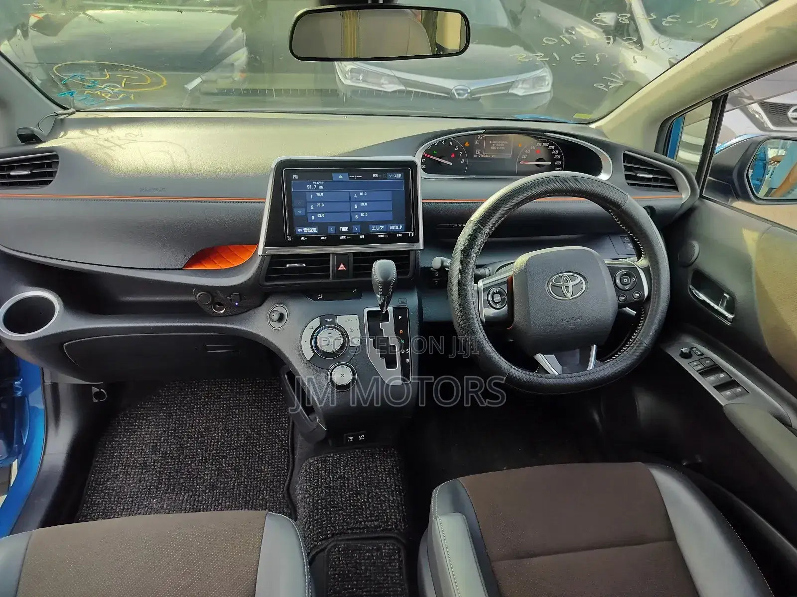 Toyota Sienta 1.5 FWD 2019 Blue