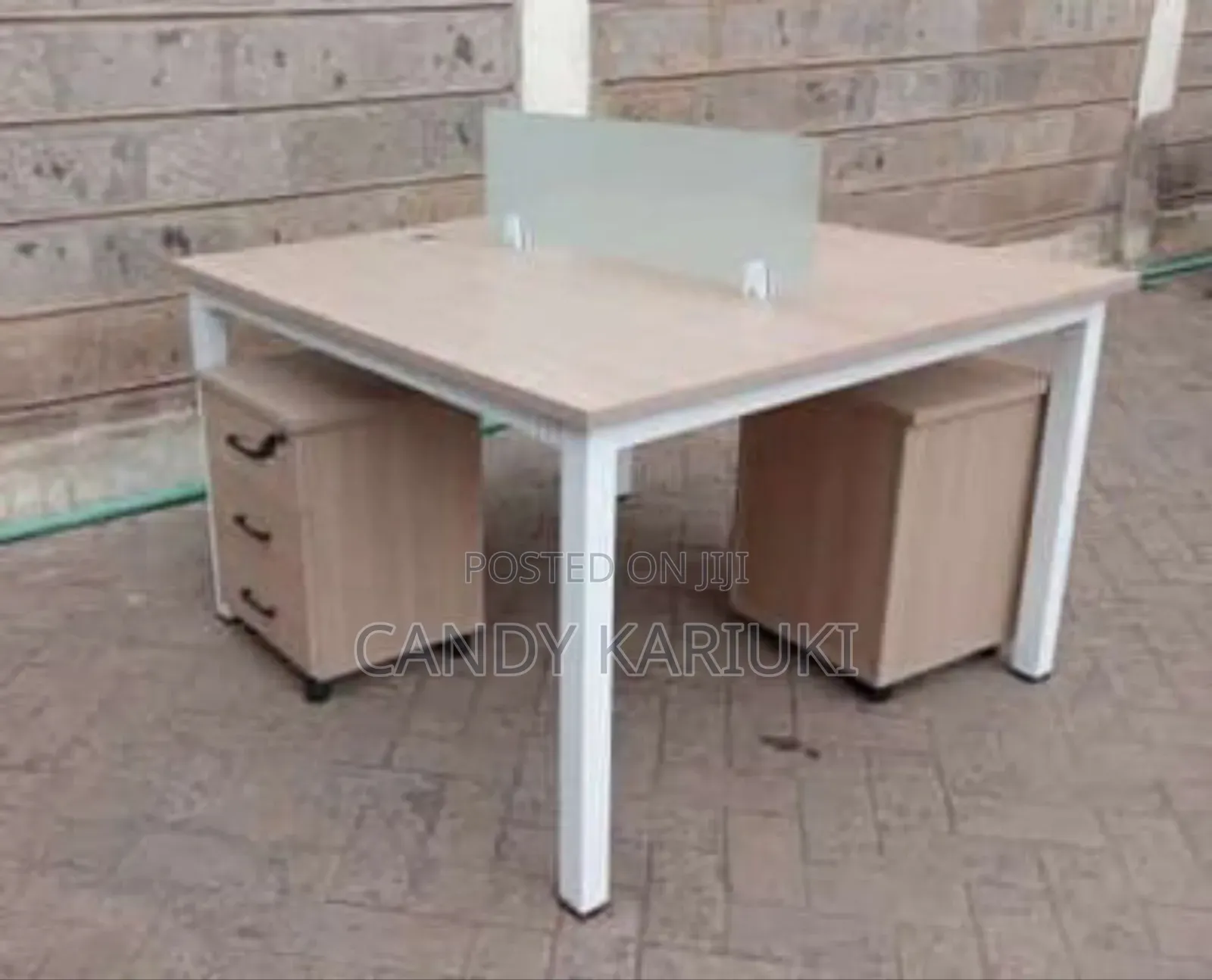 Wooden 2 Way Workstation With Metallic Legs